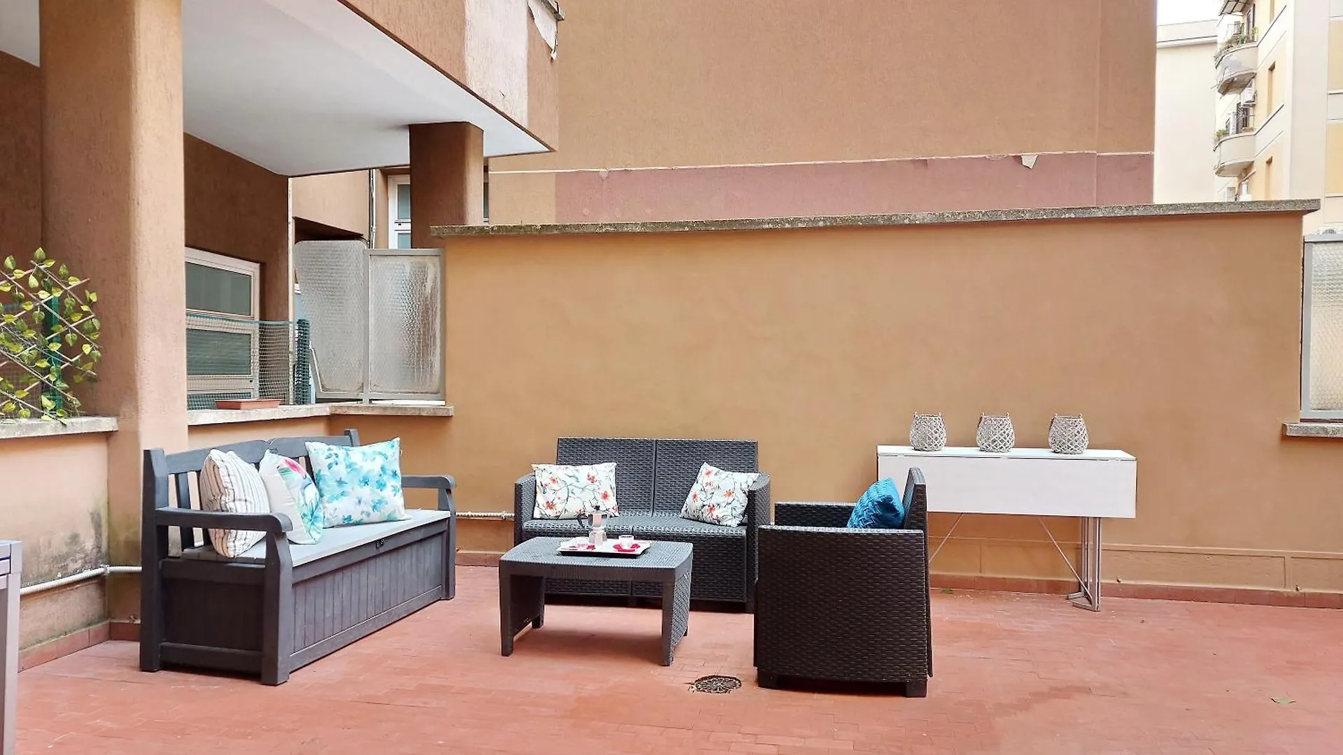 New Apartment With Balcony - 150M Metro A Ρώμη 0*,