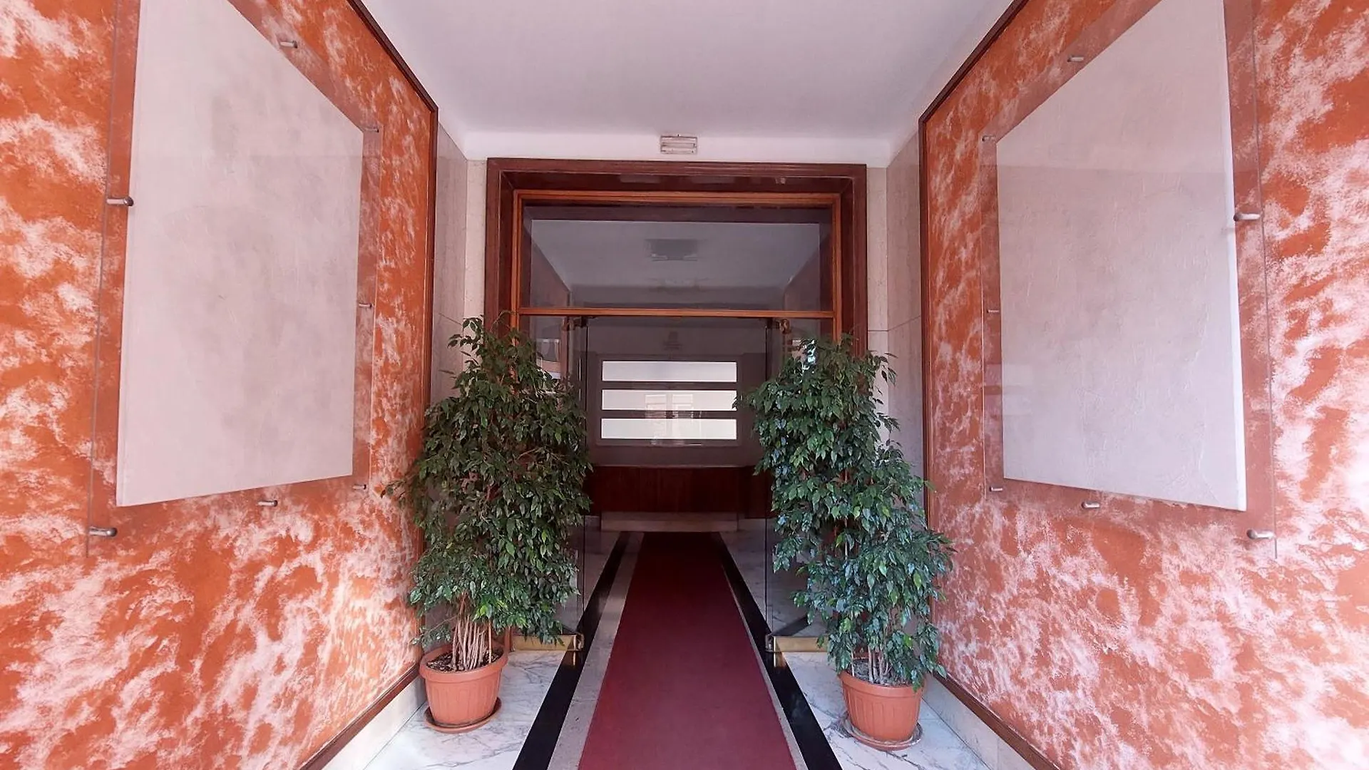 New Apartment With Balcony - 150M Metro A Ρώμη Ιταλία